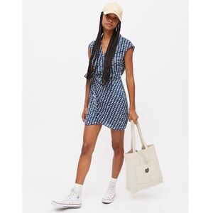 URBAN OUTFITTERS NWT Butterfly Print Silver Sun Navy Mini Wrap Dress